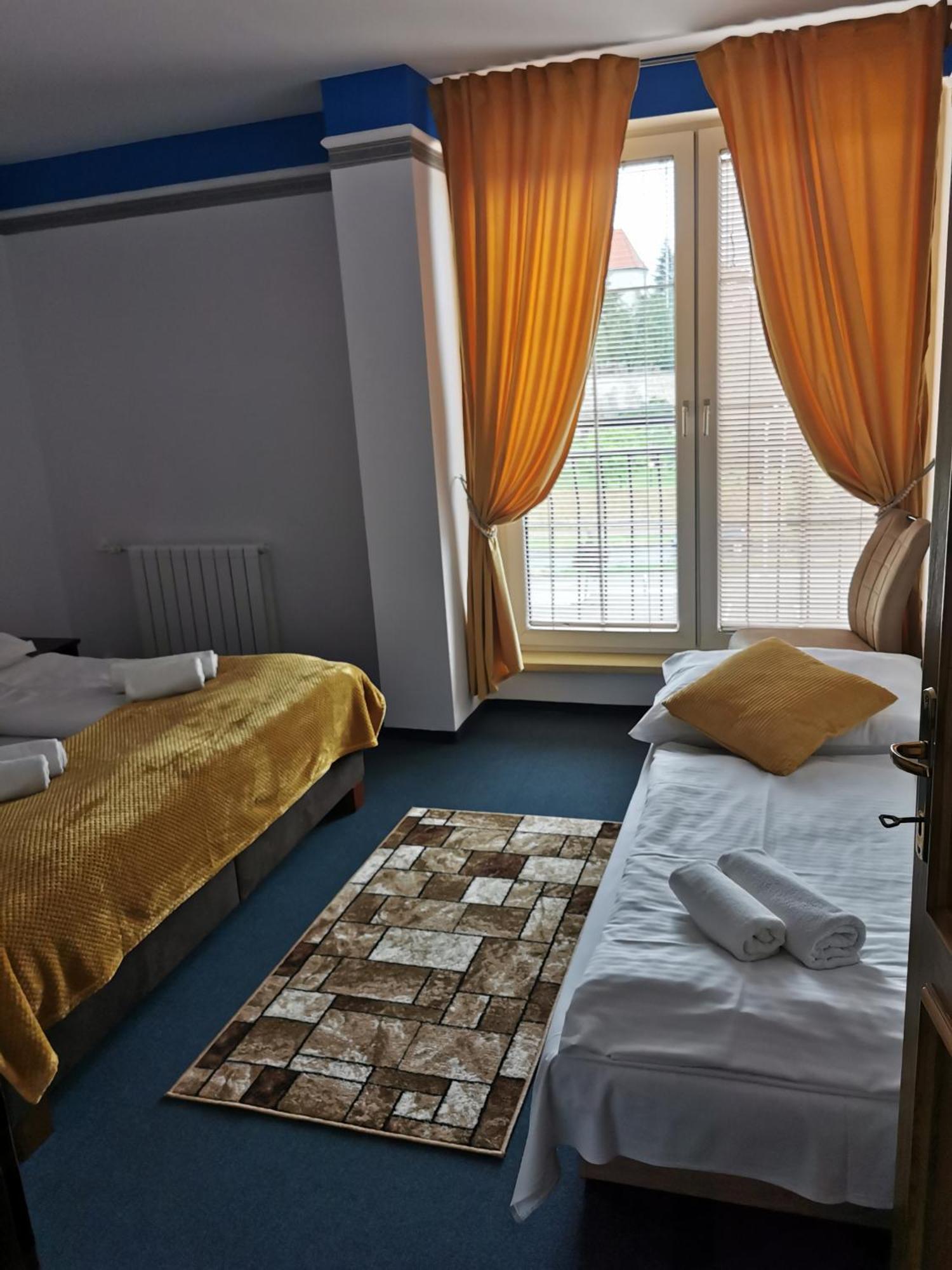 Hotel Diana Nové Mesto nad Váhom Camera foto