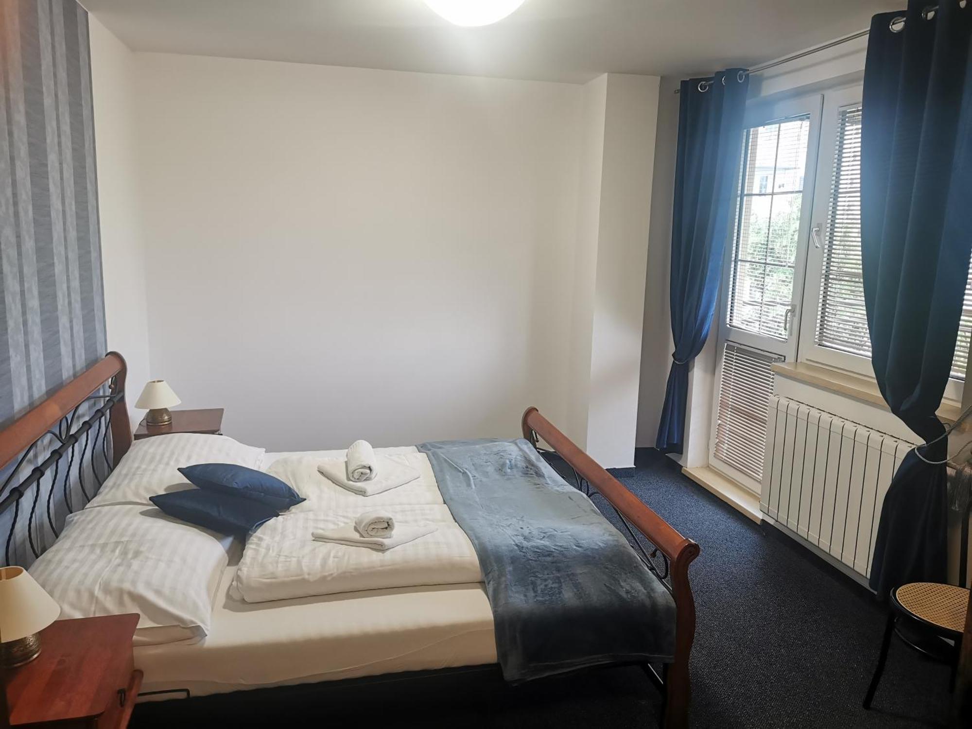 Hotel Diana Nové Mesto nad Váhom Esterno foto